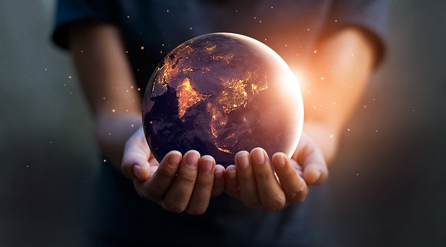 kid-holding-globe